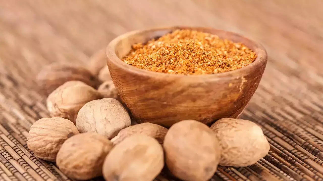 nutmeg can be beneficial in reducing menstrual pain.