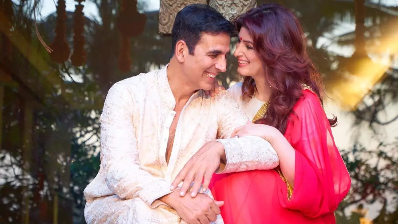 When Twinkle Khanna Told Akshay Kumar To Do 'Sensible Films' If He Wants 'Second Child'