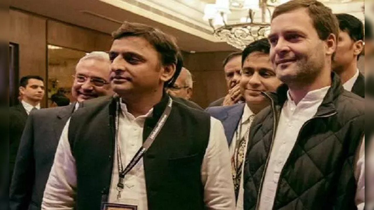 Akhilesh Yadav and Rahul Gandhi