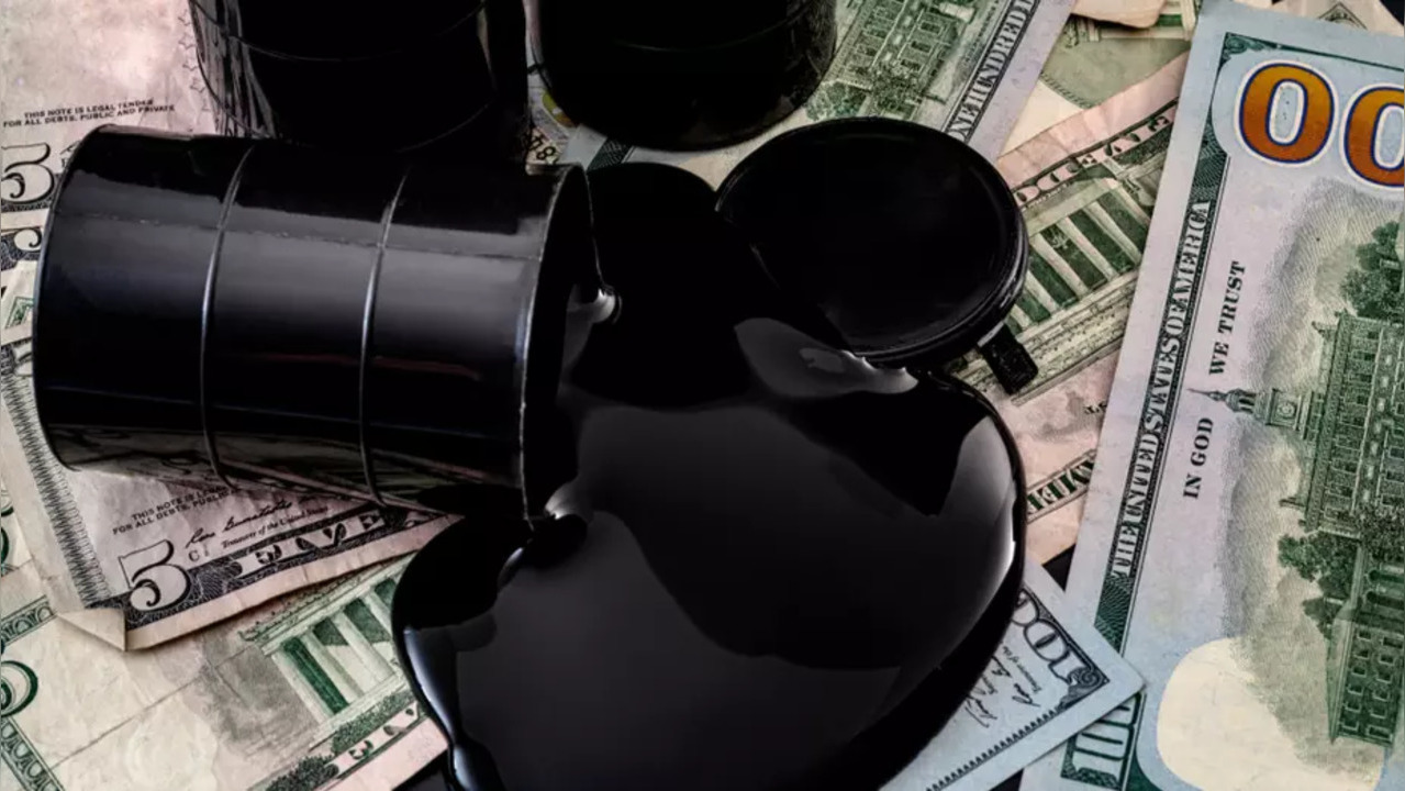 Petro dollars US Kuwaiti Dinar oil exports