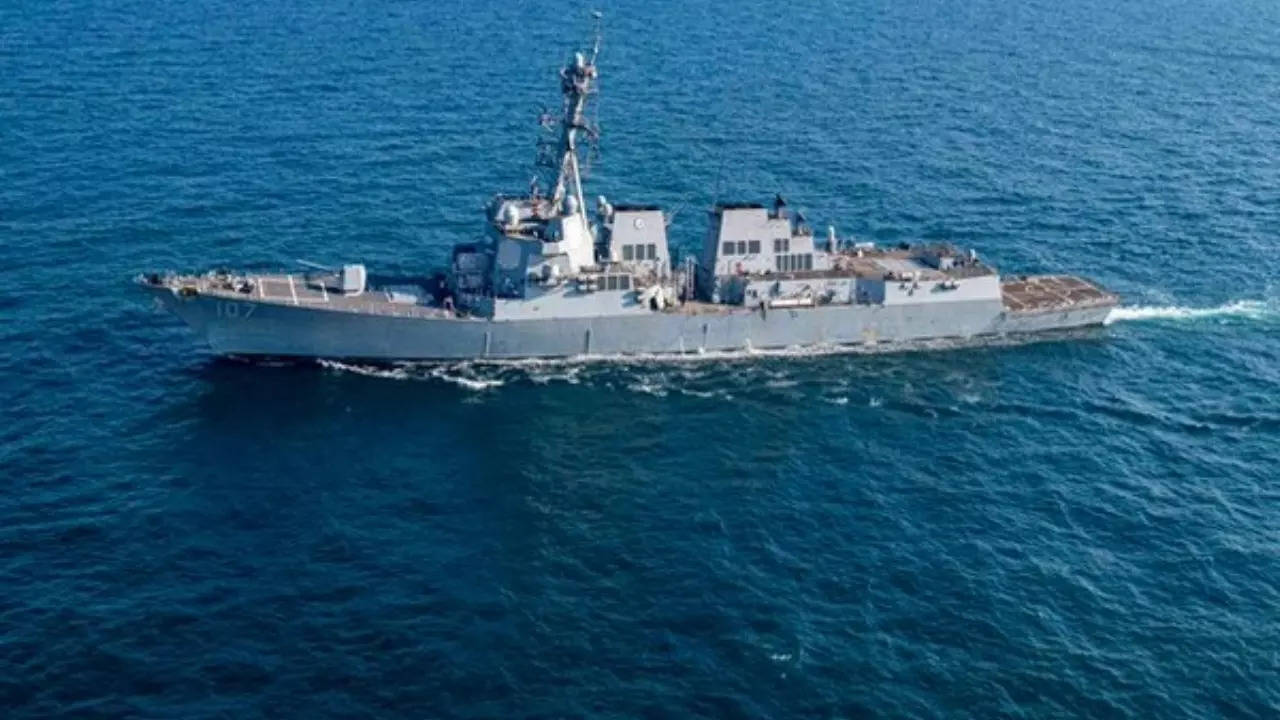 Houthis hit US-owned ship in Red Sea