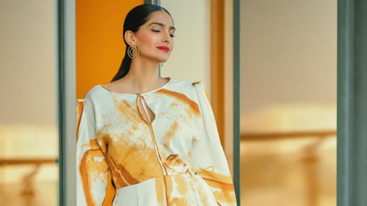 Decoding Sonam Kapoor's midi dress