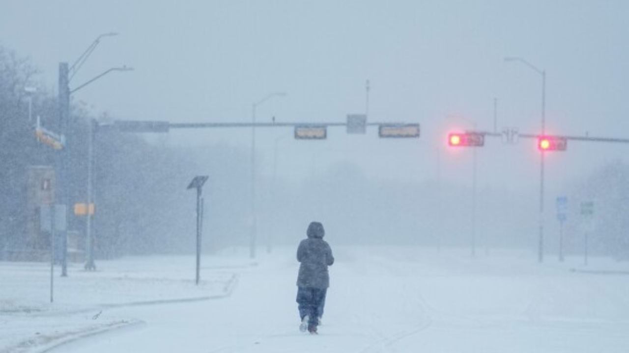 West Virginia, New Jersey State of Emergency