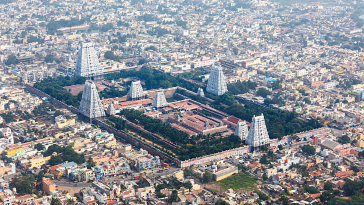 rooms at tiruvannamalai        
        <figure class=