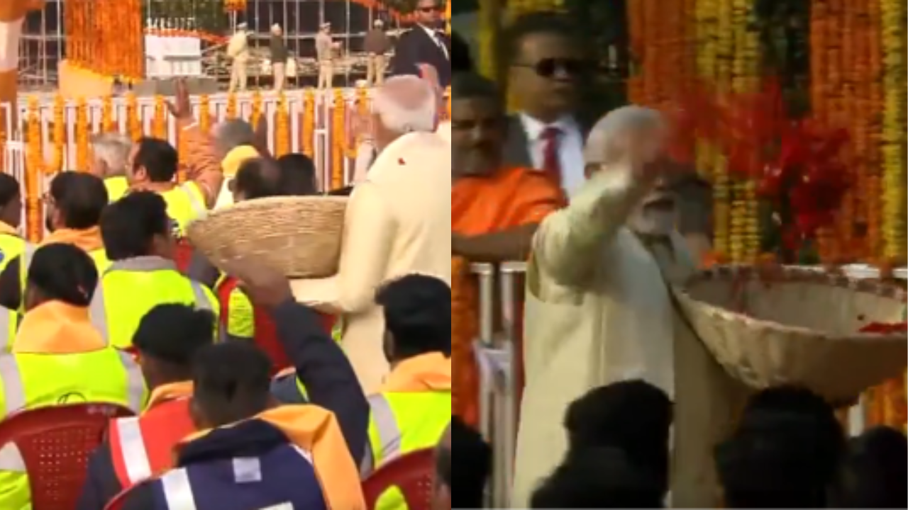 PM MODI Showers Flower Petals 