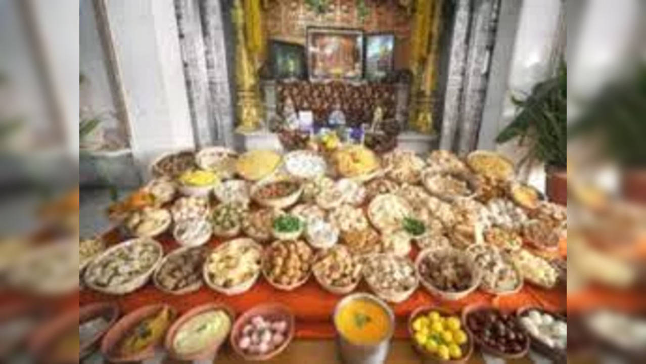 56 Bhog was offered to Lord Ram at Ayodhya today