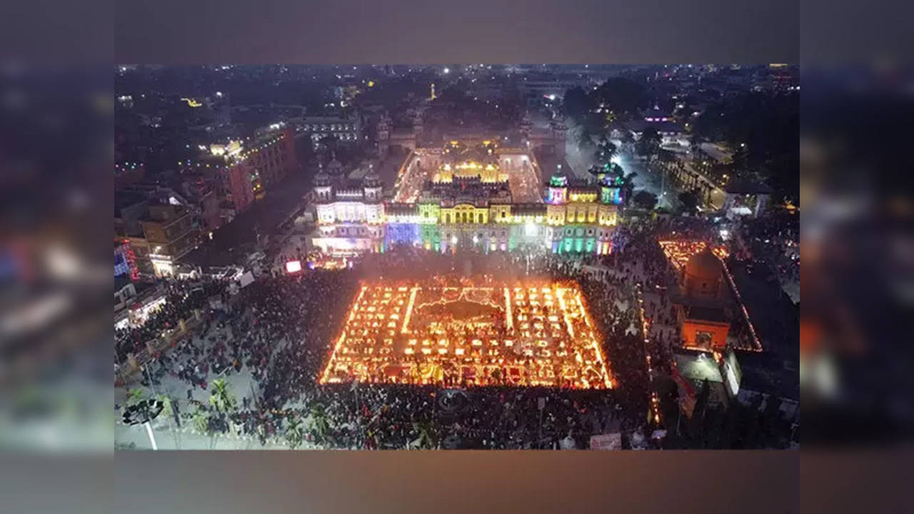 Devotees light 2.5 lakh oil lamps in Janakpur