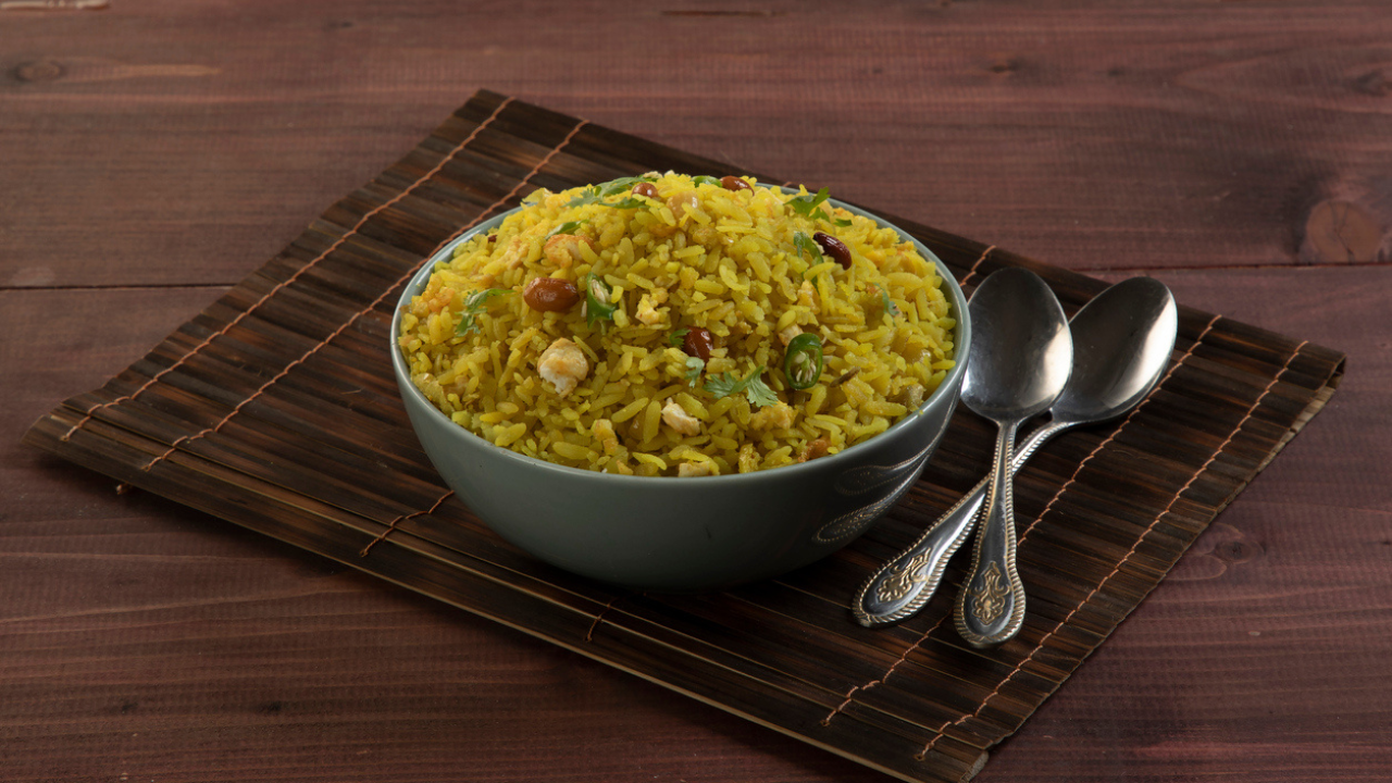 Unique Poha Recipes For Breakfast