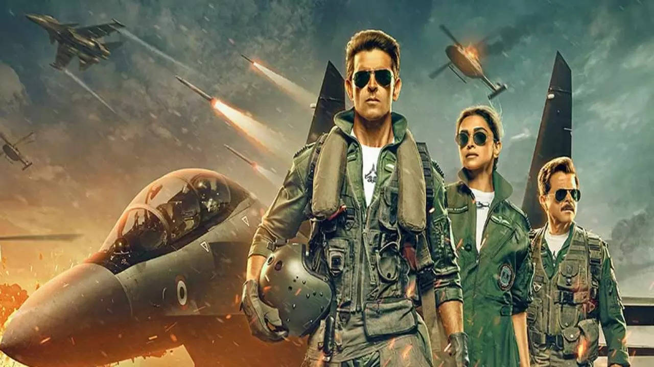 Fighter Box Office: Deepika Padukone, Hrithik Roshan Actioner Sells 1.5 Lakh Tickets In Advance Bookings