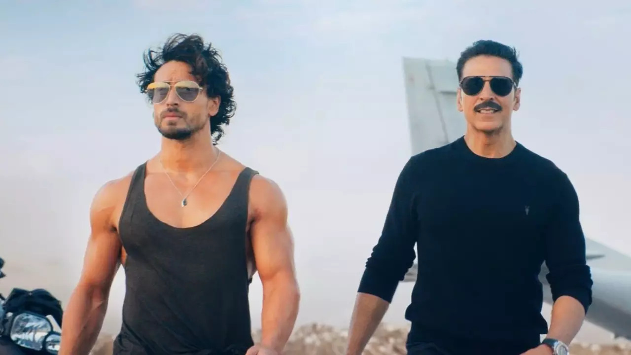 Bade Miyan Chote Miyan Teaser Twitter Review: Akshay Kumar, Tiger Shroff's Actioner Screams 'MASS'