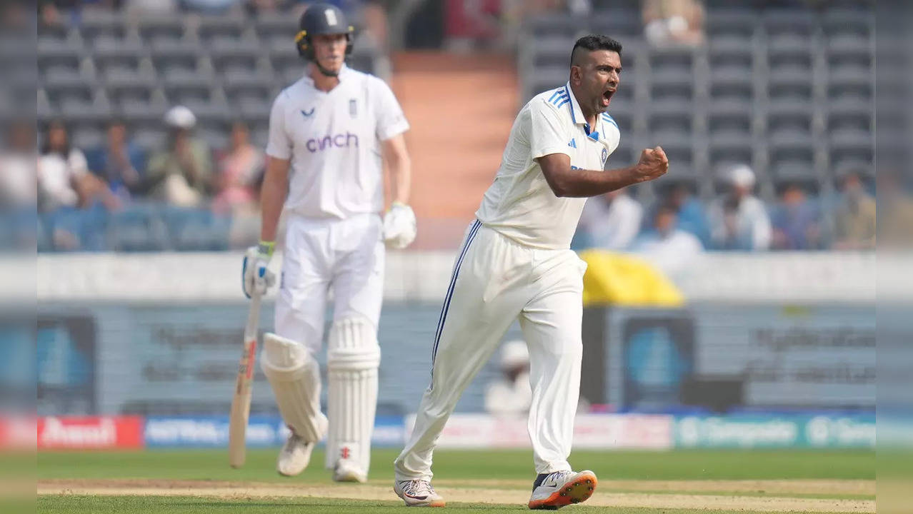 R Ashwin becomes first Indian bowler to take 150 wickets in WTC.