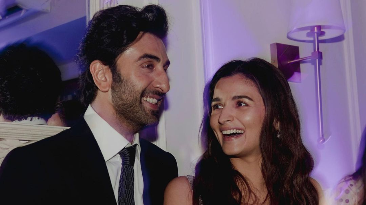 Alia Bhatt - Ranbir Kapoor