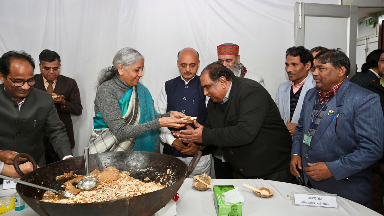 Halwa ceremony