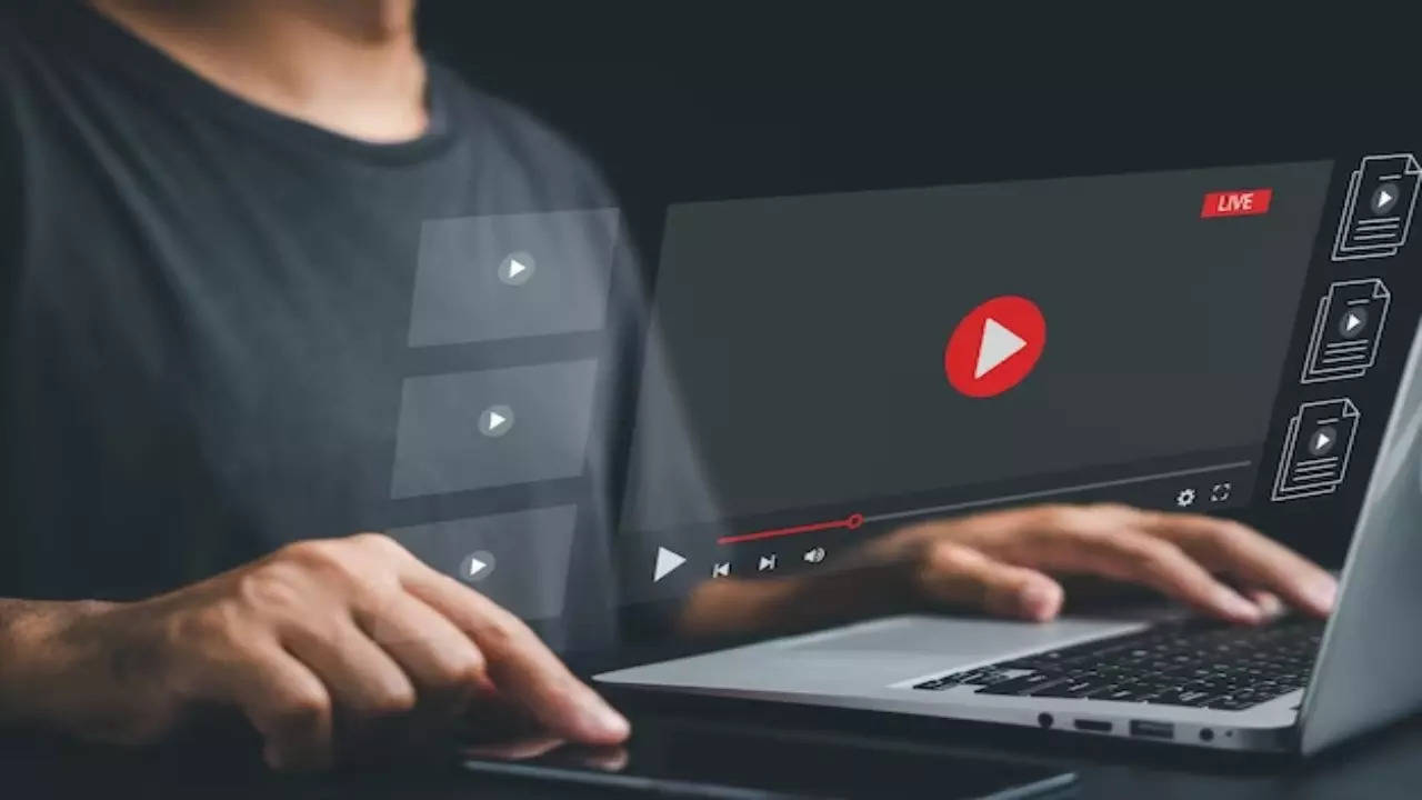 How to download offline videos in youtube in online laptop