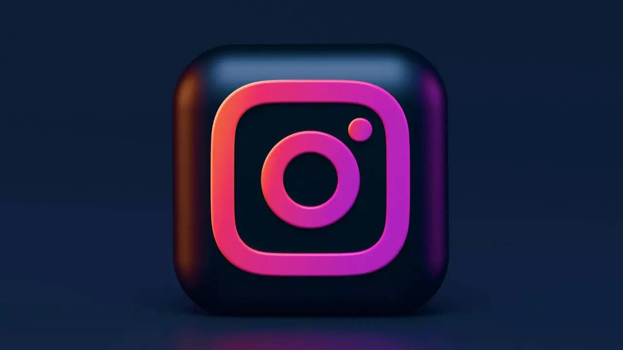 Instagram's New Feature: Flipside