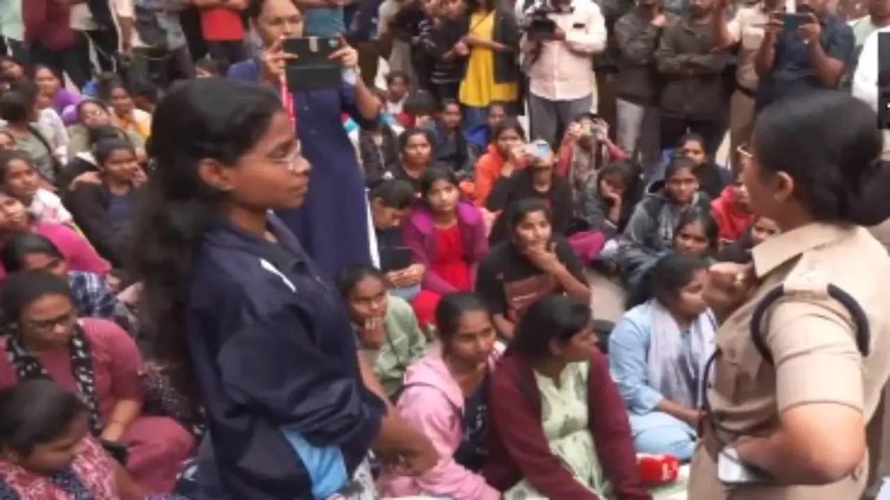 osmania university pg college students protest