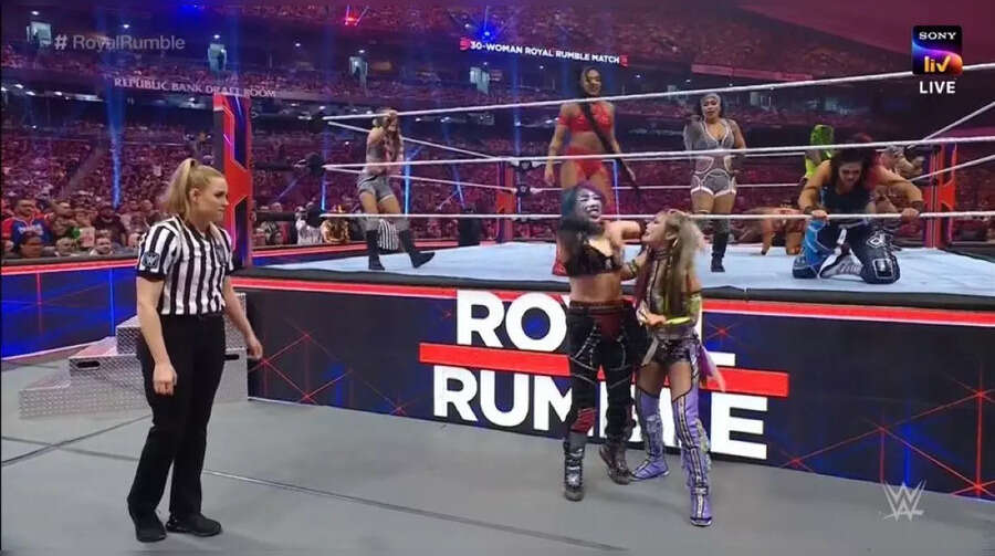 WWE Royal Rumble 2024 Results Cody Rhodes Eliminates CM Punk To Win