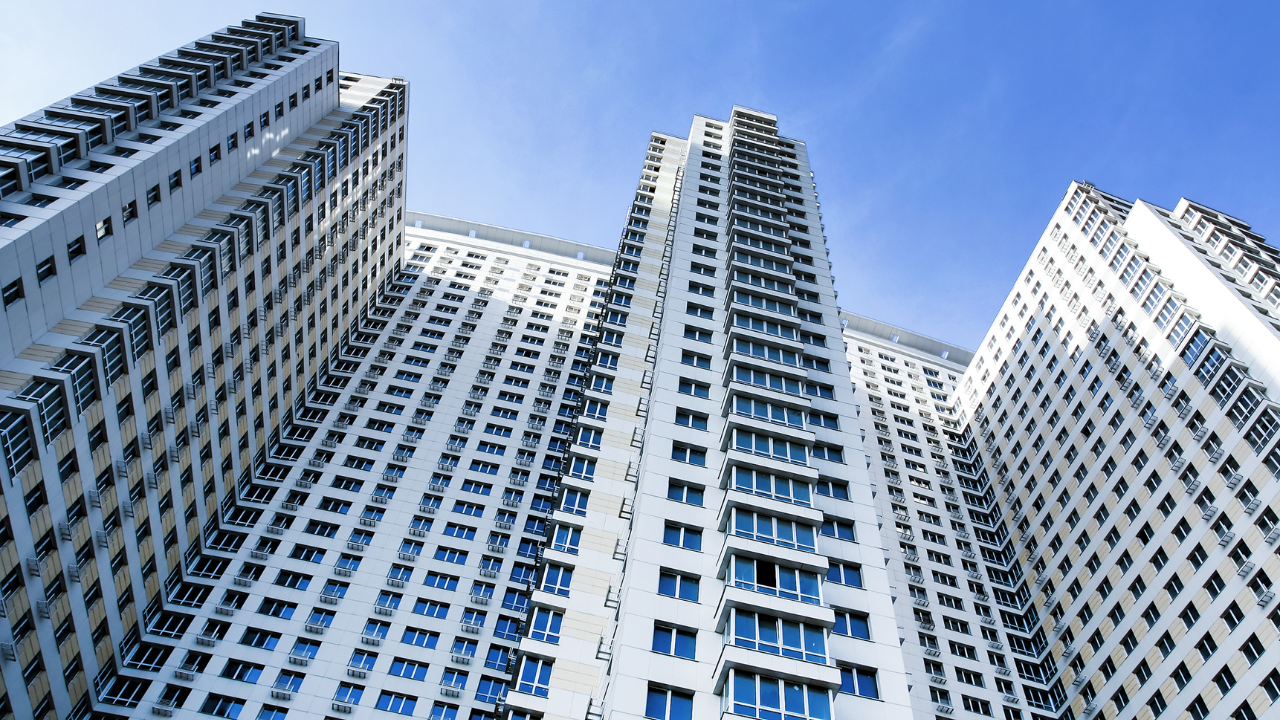 34-Year-Old Kolkata Woman Dies After Falling From 10 Floor Balcony In New Town