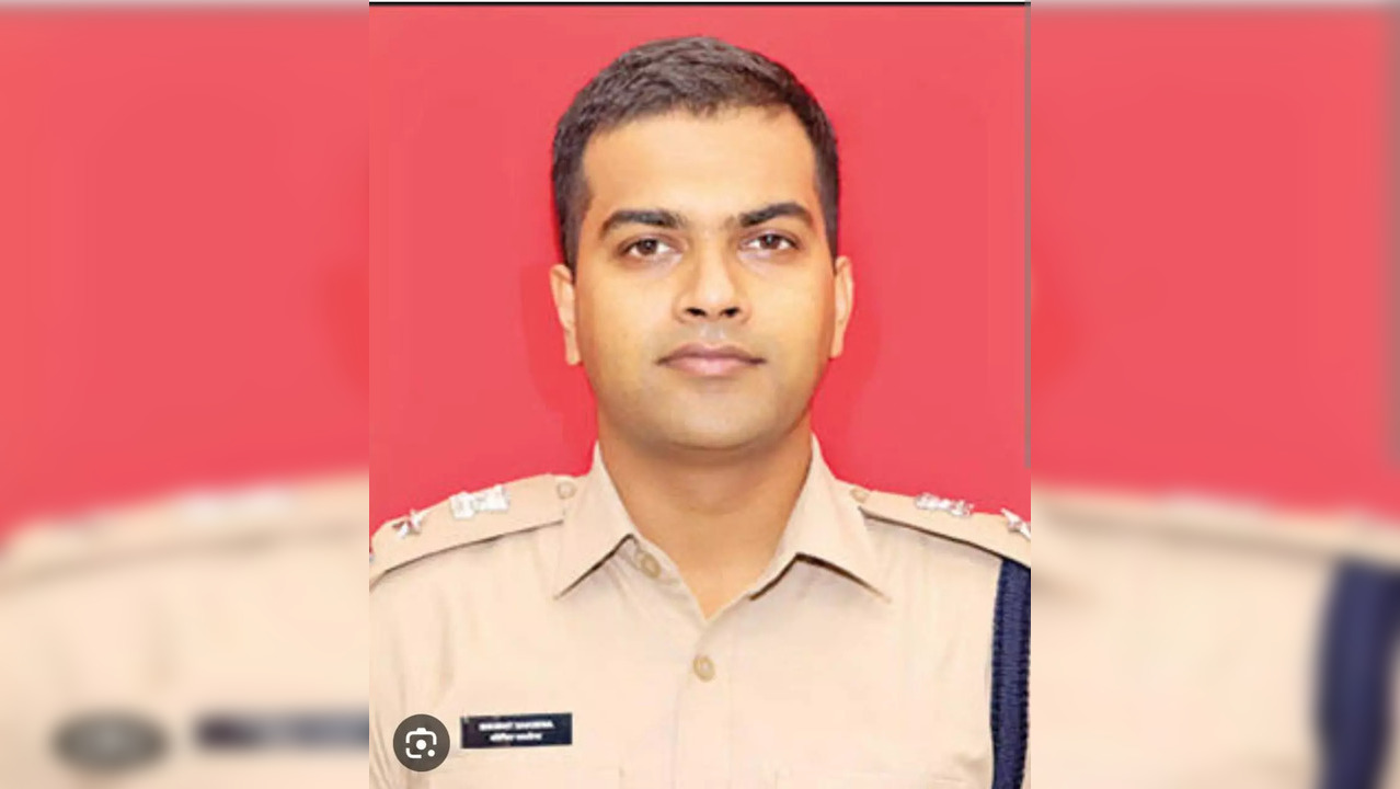 Shobit Saxena has assumed a significant charge of Senior Superintendent of Police (SSP) in Kupwara