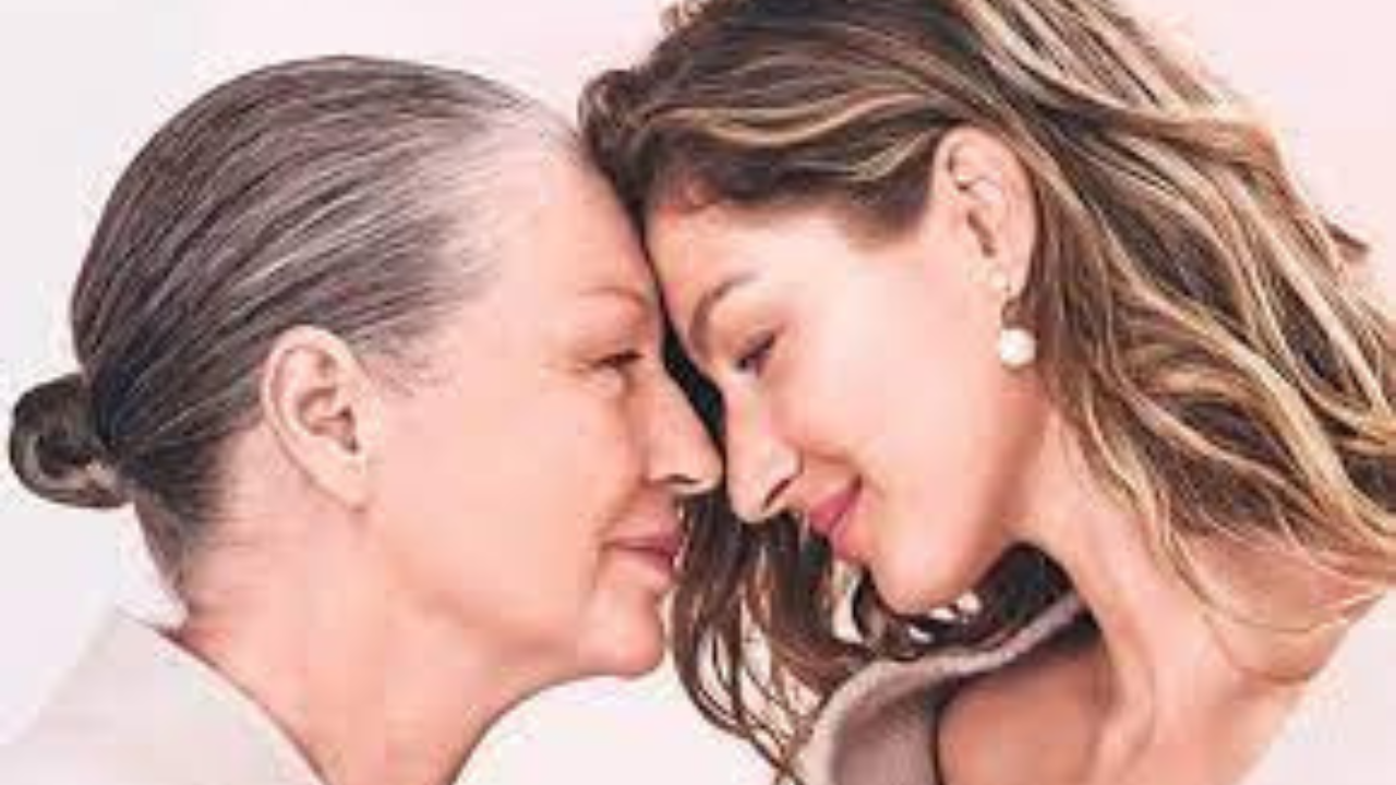 Gisele Bundchen and her mother Vania Nonnenmacher