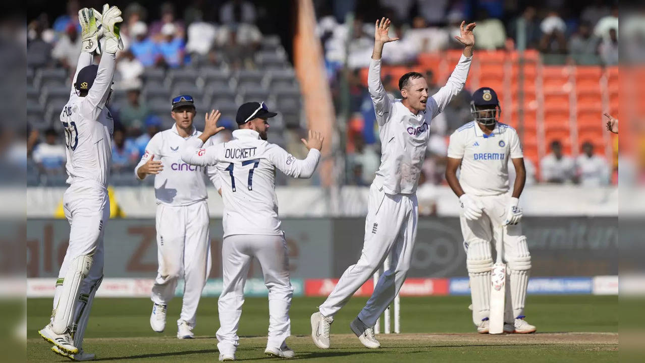 England beat India by 28 runs in the first Test played in Hyderabad.