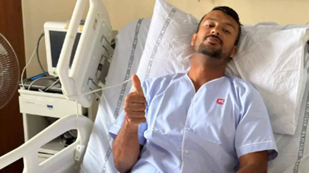 Mayank Agarwal's First Reaction After Health Scare In New Delhi-Bound Flight