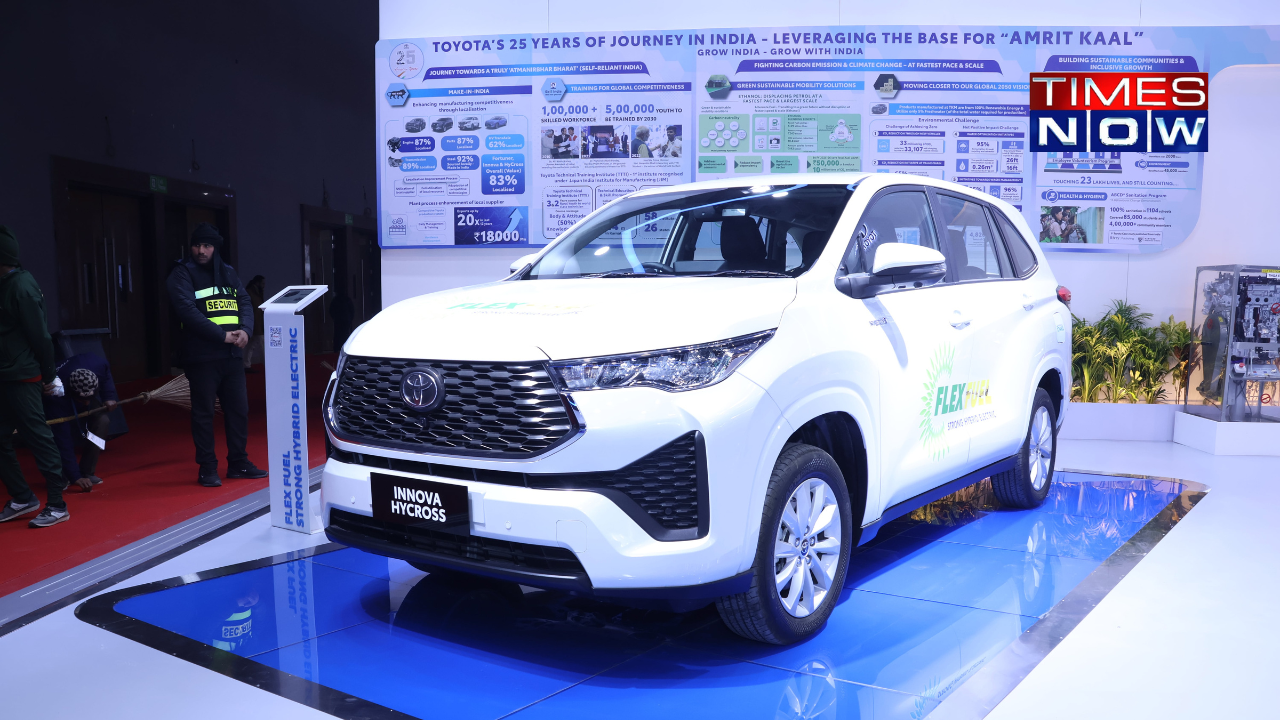 Toyota Innova Hycross Flex Fuel SHEV, Green MPV Showcased At Bharat Mobility Expo 2024