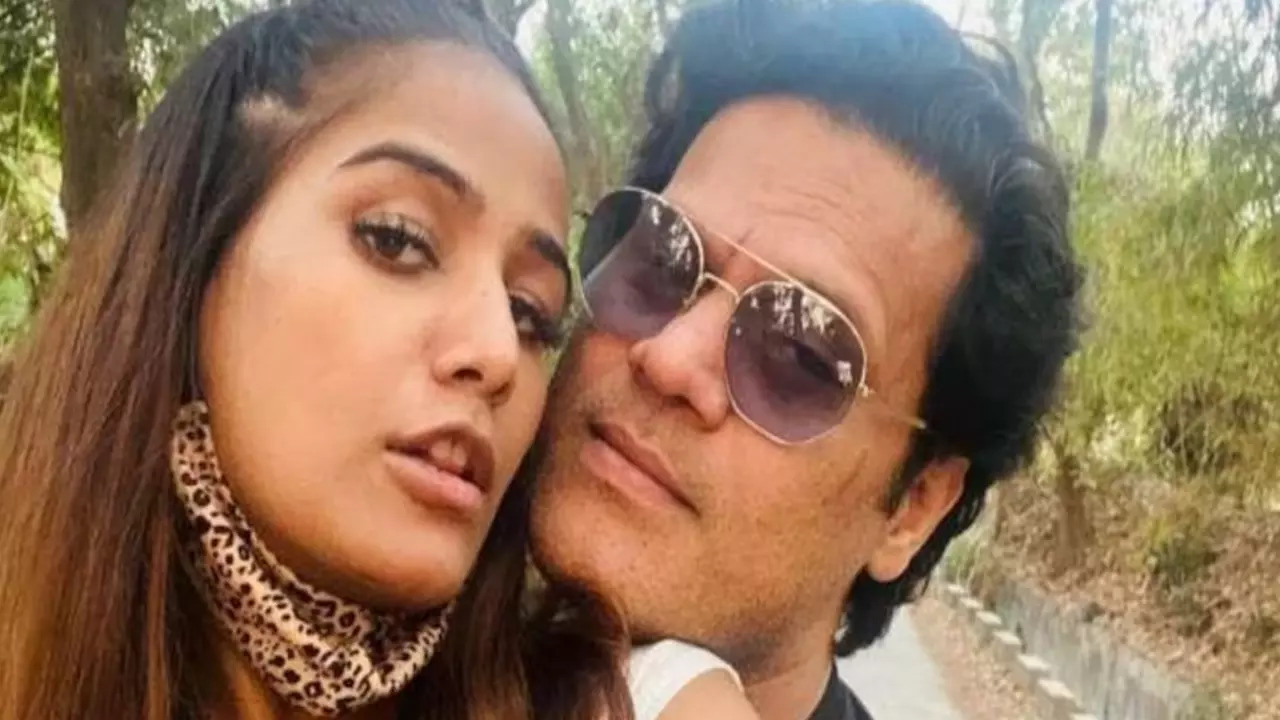 When Poonam Pandey Confessed She Tried To Kill Herself After Getting Abused By Ex-Husband Sam Bombay