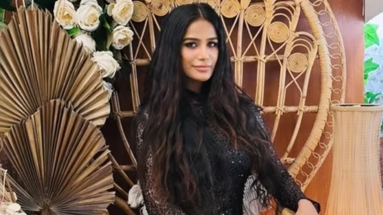 Poonam Pandey Death Stunt: Aly Goni, Sara Khan And More Celebs SLAM Actress For Faking Demise To Cervical Cancer