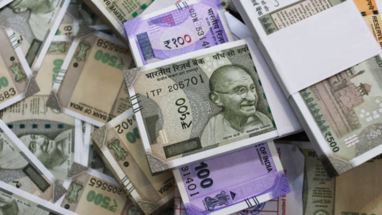 2 was held in Hyderabad to print fake currency