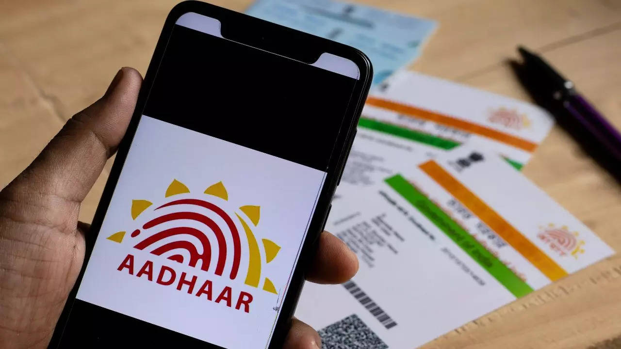 PAN-Aadhaar Linking: Govt Collects Rs 600 Crore Penalty for Delay; 11.48 Crore PANs Not Linked Yet