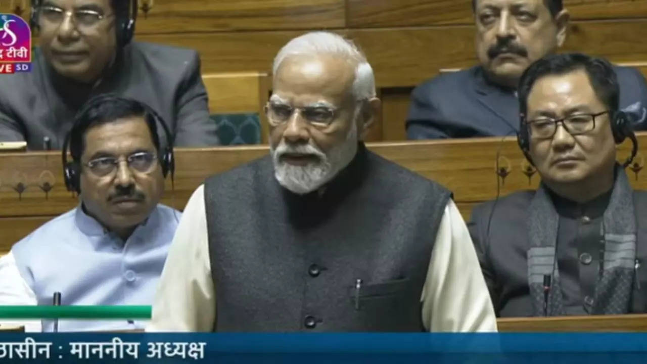 pm modi in ls address