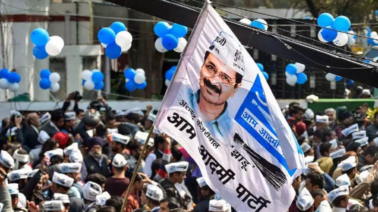 ​ED Raids Premises Of Senior AAP Leaders In Delhi