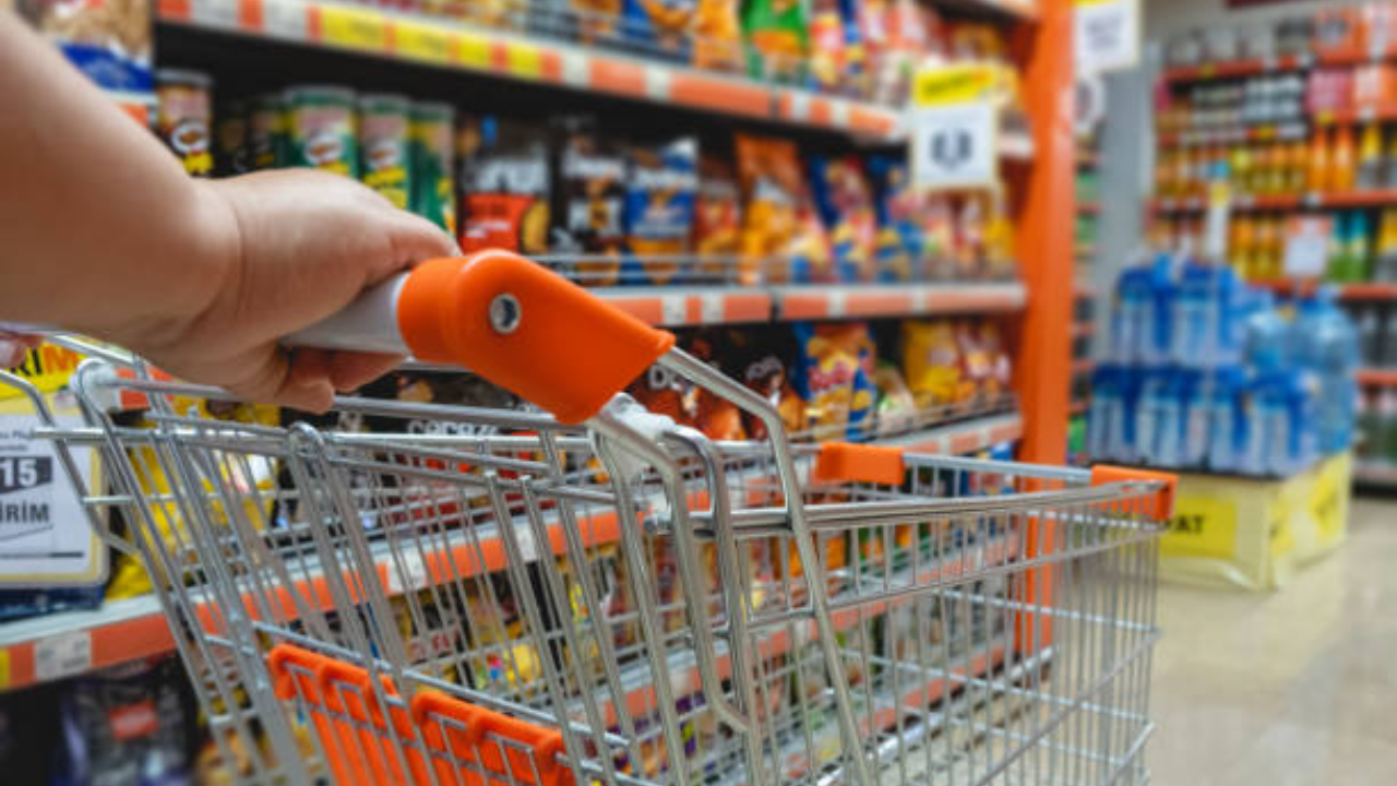 India's FMCG Industry Grows 6.4 pc YoY in Q3, But THIS Segment Is Still A Concern