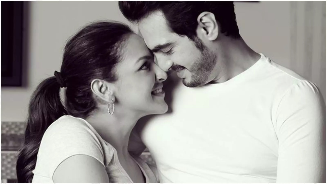 Esha Deol, Bharat Takhtani Confirm Separation After 12 Years Of Marriage.