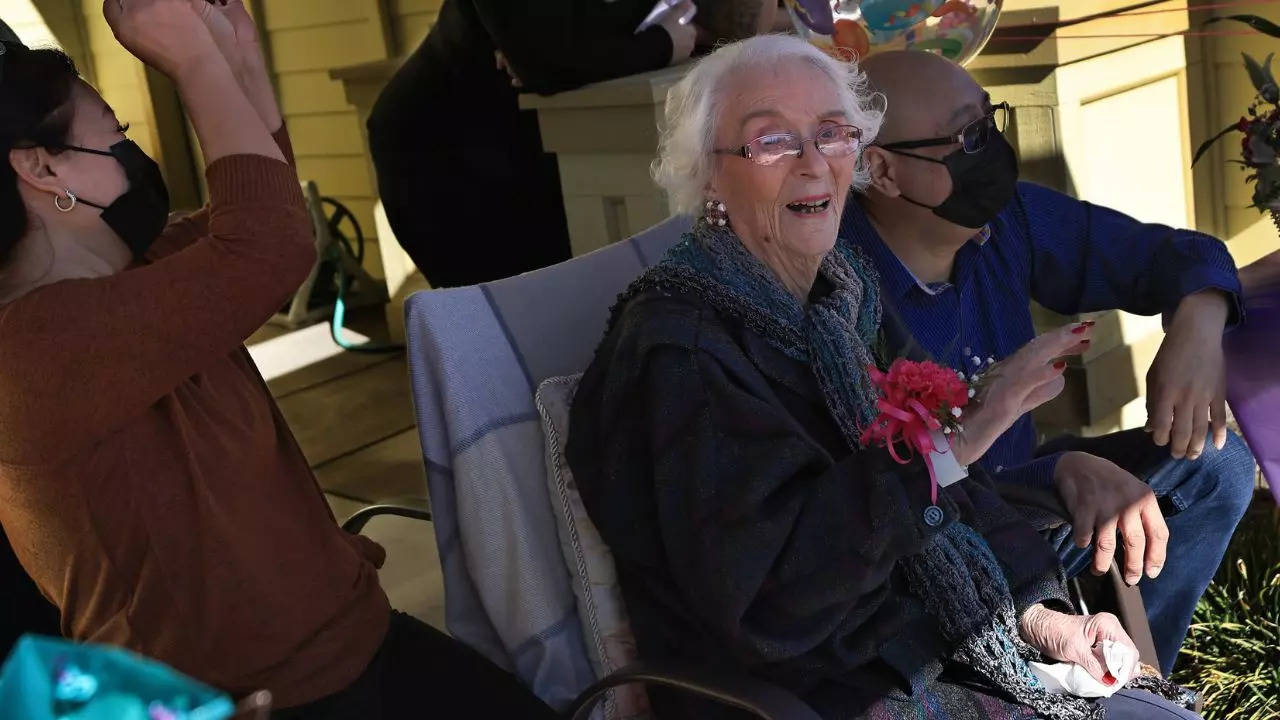 Edie Ceccarelli: US' Oldest Woman From California Celebrates 116th Birthday, Shares Secret To Long Happy Life: 'Red Wine'