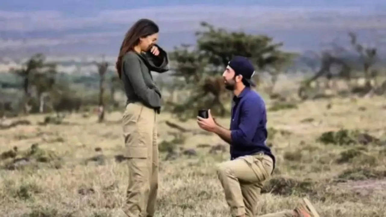 Propose Day 2024: Happy Propose Day Wishes, Messages, Quotes, And Images To  Share With Your Partner | Events News, Times Now