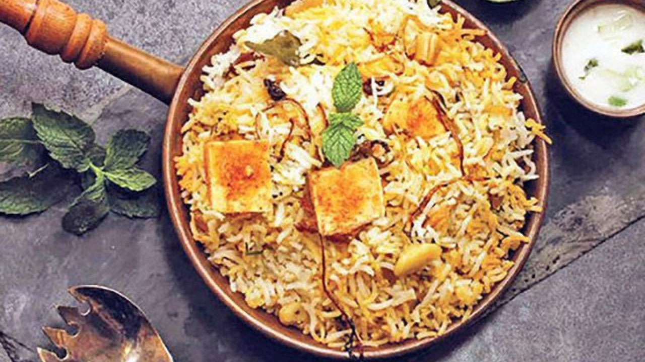 Motichoor Cheesecake To Khullad Pizza: Top 10 Dishes With An Indian Twist