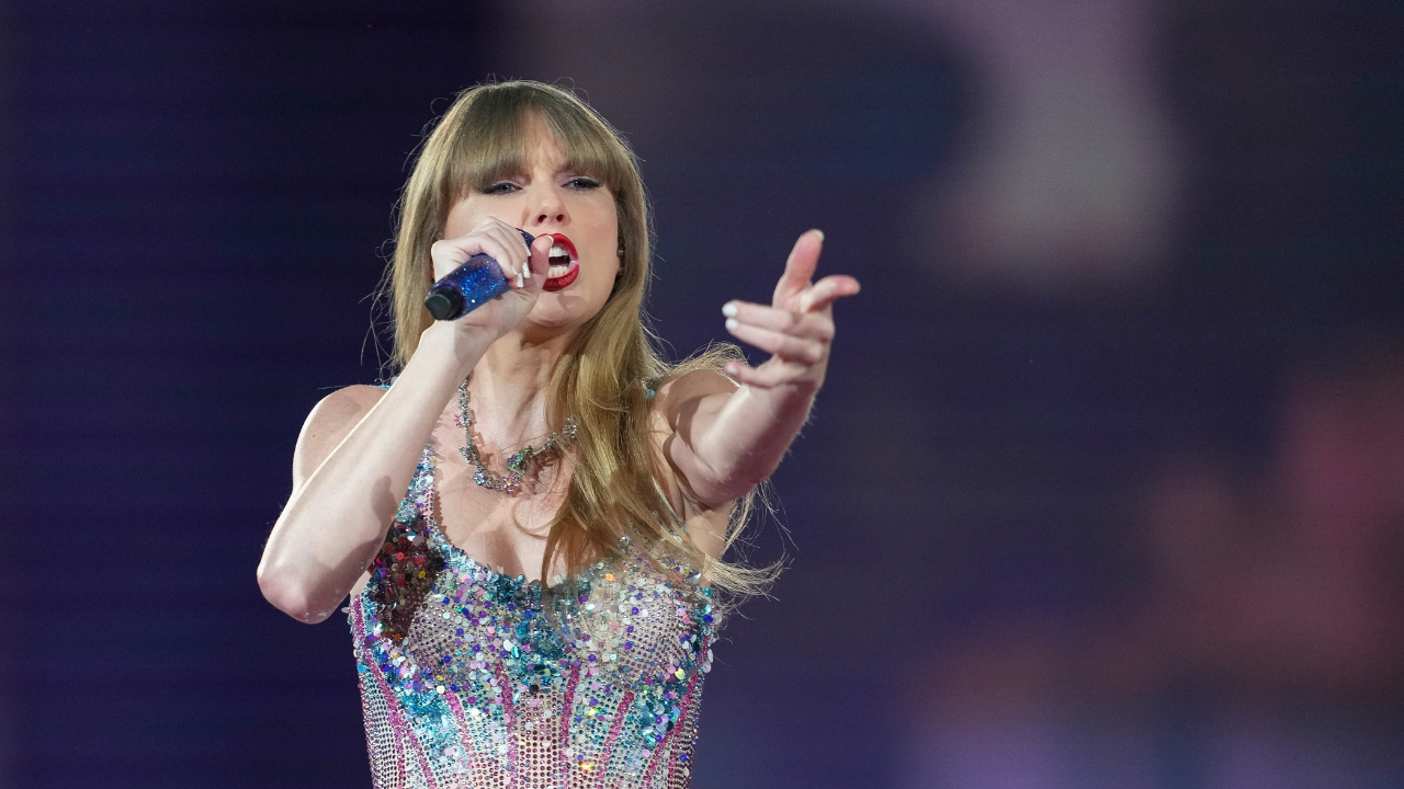 Taylor Swift expected to make epic journey from Tokyo to the Super Bowl. Will she make it in time?