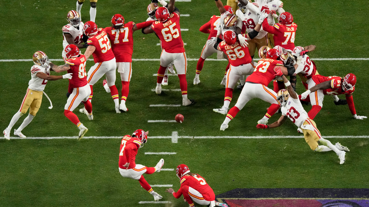 Harrison Butker knocks down the longest field goal in Super Bowl History