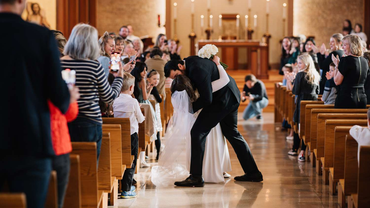 Viral Video: US Teacher's Unexpected Wedding at School Leaves Students in Awe and Joy. Watch