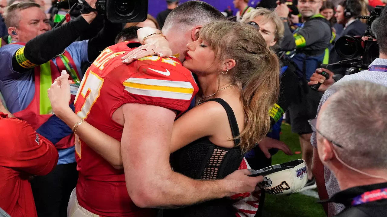 Travis Kelce with Taylor Swift