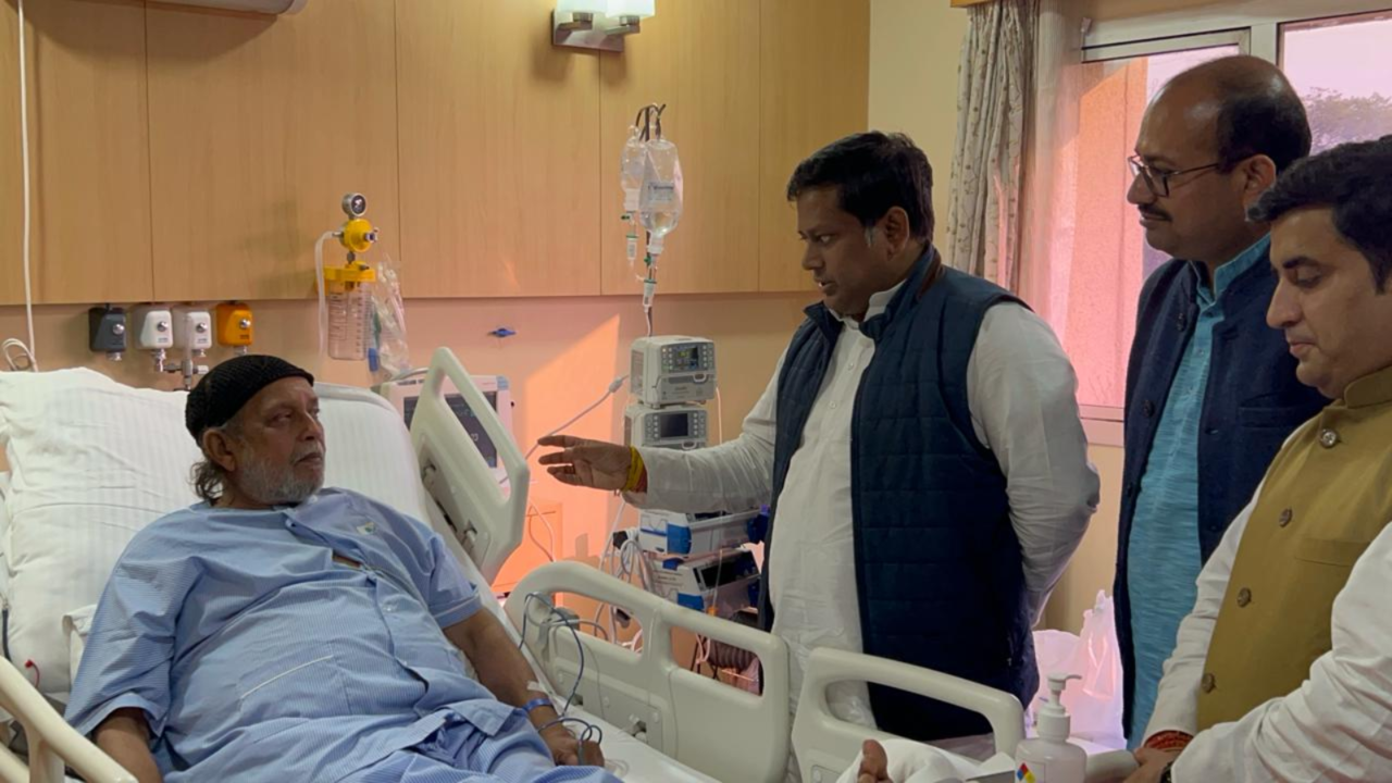 Mithun Chakraborty Gets Discharged From Hospital, Reveals PM Modi Scolded Him For Not Taking Care Of Health