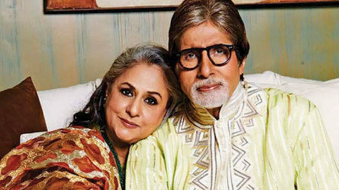 Jaya Bachchan And amitabh bachchan Net Worth