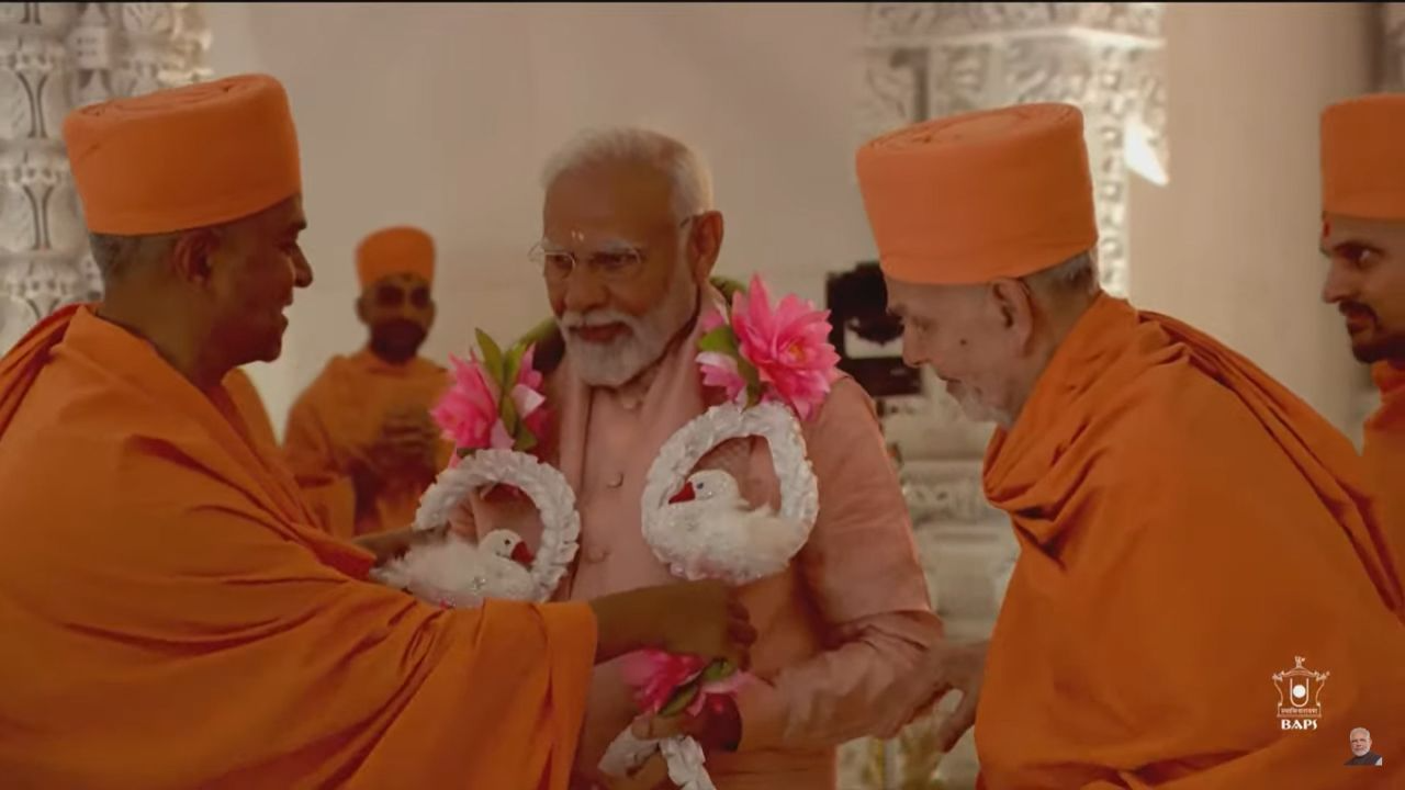 PM Modi inaugurates BAPS temple