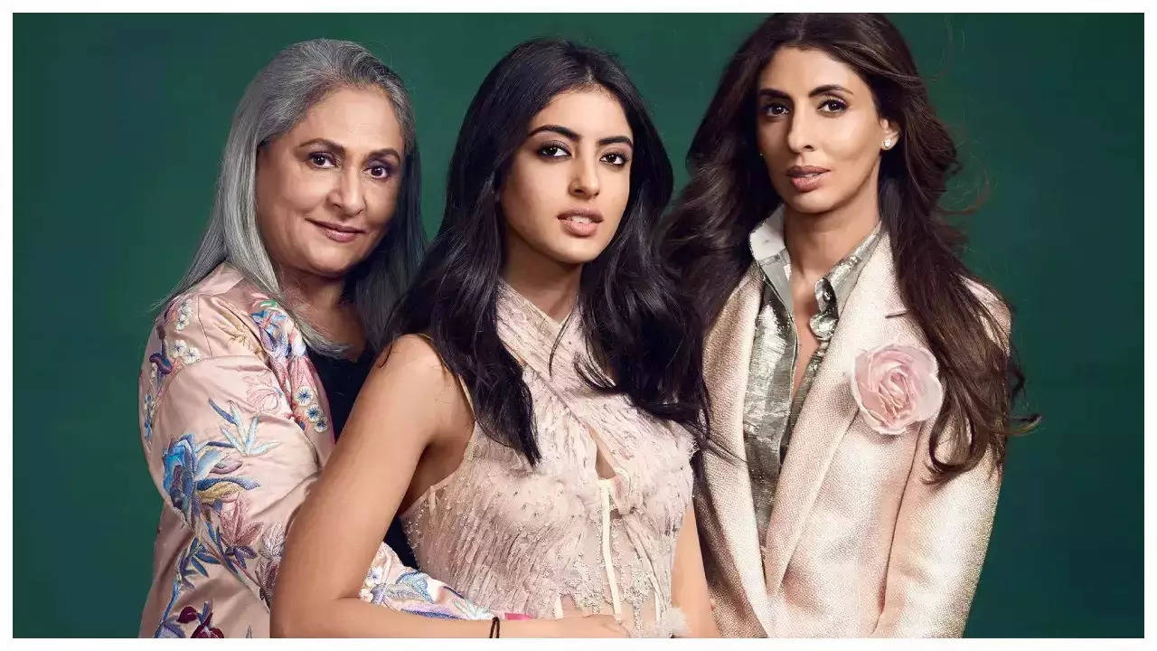 jaya and shweta bachchan use to onion juice for hair know the benefits of applying onion juice to hair.