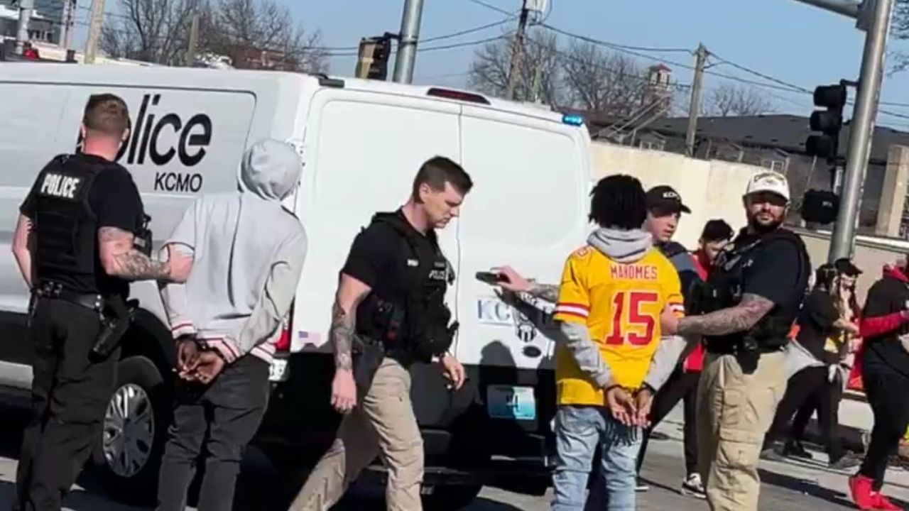 Kansas City Shooting: Moment When Teens Engaged In Argument Before