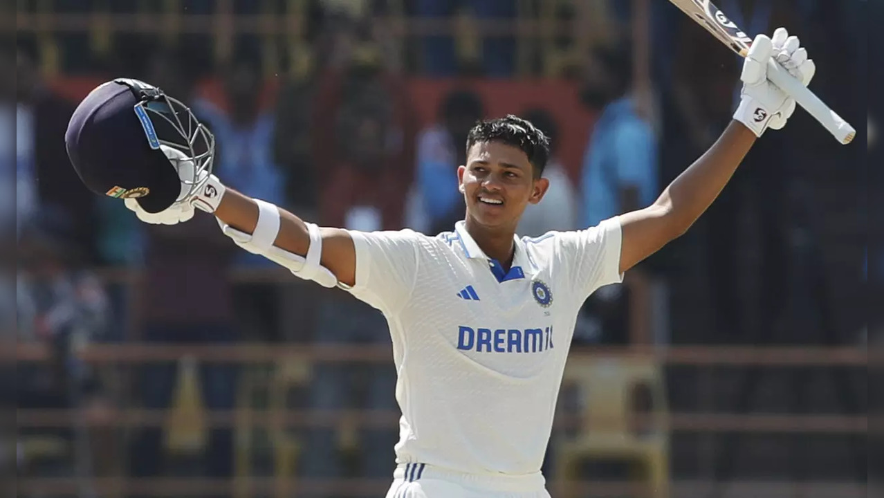 Yashasvi Jaiswal scored 214 runs against England in the 2nd innings of 3rd Test