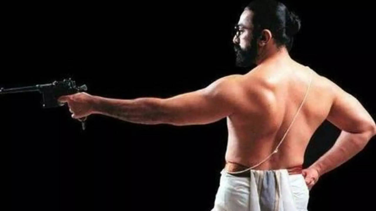 Kamal Haasan in Hey Ram Movie Scene