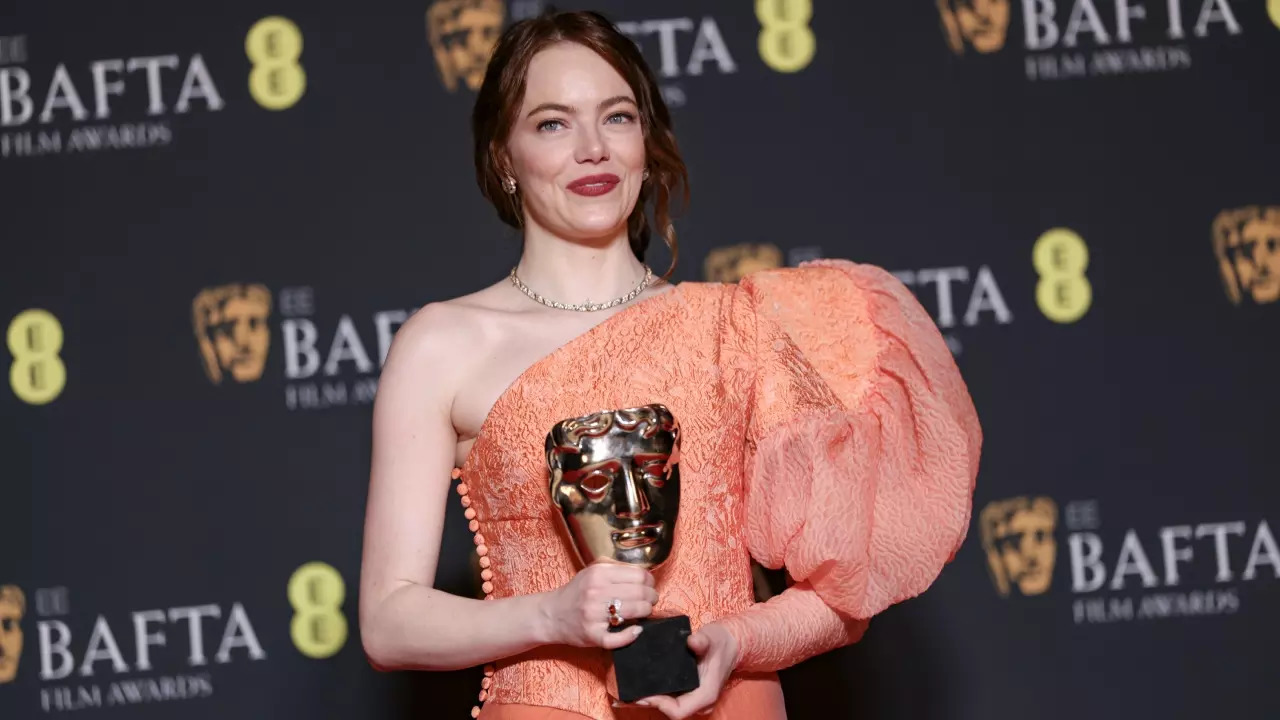 Emma Stone Pays Tribute to Mother In Emotional BAFTA Acceptance Speech: She Inspires Me Every Single Day  (Pic: AP)